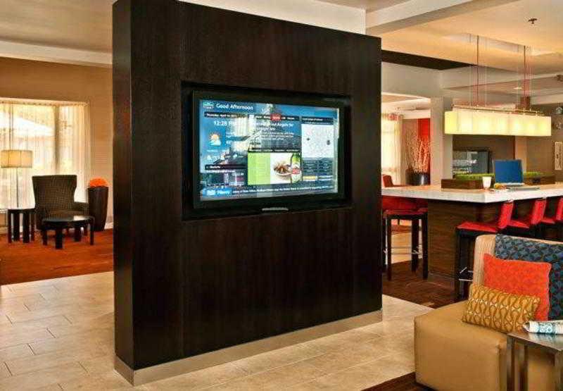 Courtyard By Marriott Fayetteville Esterno foto